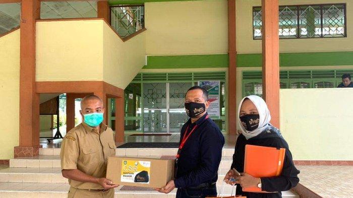 Bright Pln Batam Bagikan Masker Ok