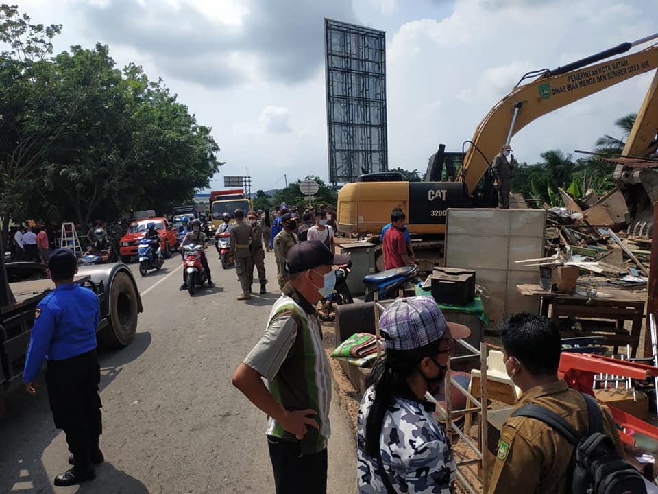 Simpang Barelang Batam di Bongkar