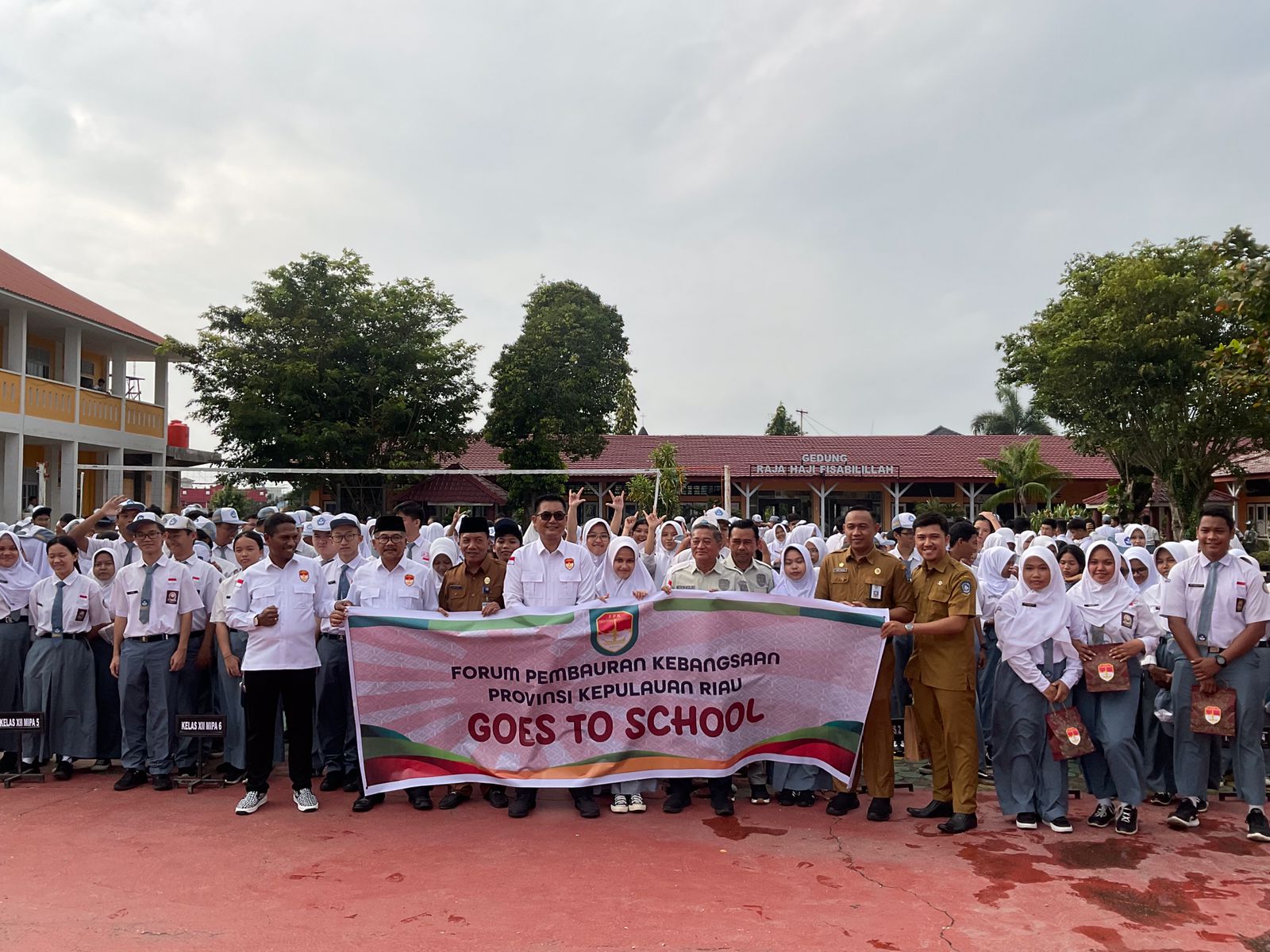 Pfk 1. Forum Pembauran Kebangsaan (fpk) Provinsi Kepulauan Riau (kepri) Menggelar Sosialisasi Dan Menjaring Aspirasi Di Sma Negeri 1 Tanjungpinang