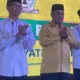 Wakil Wali Kota Batam Sekaligus Ketua Dpd Nasdem Batam Amsakar Achmad Kiri Saat Menghadiri Kegiatan Buka Puasa Partai Golkar K 169