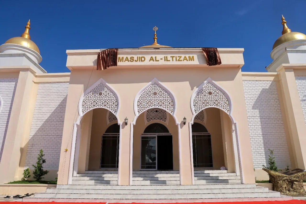 30152f704aeef2cb8894cbc7b5b8d213