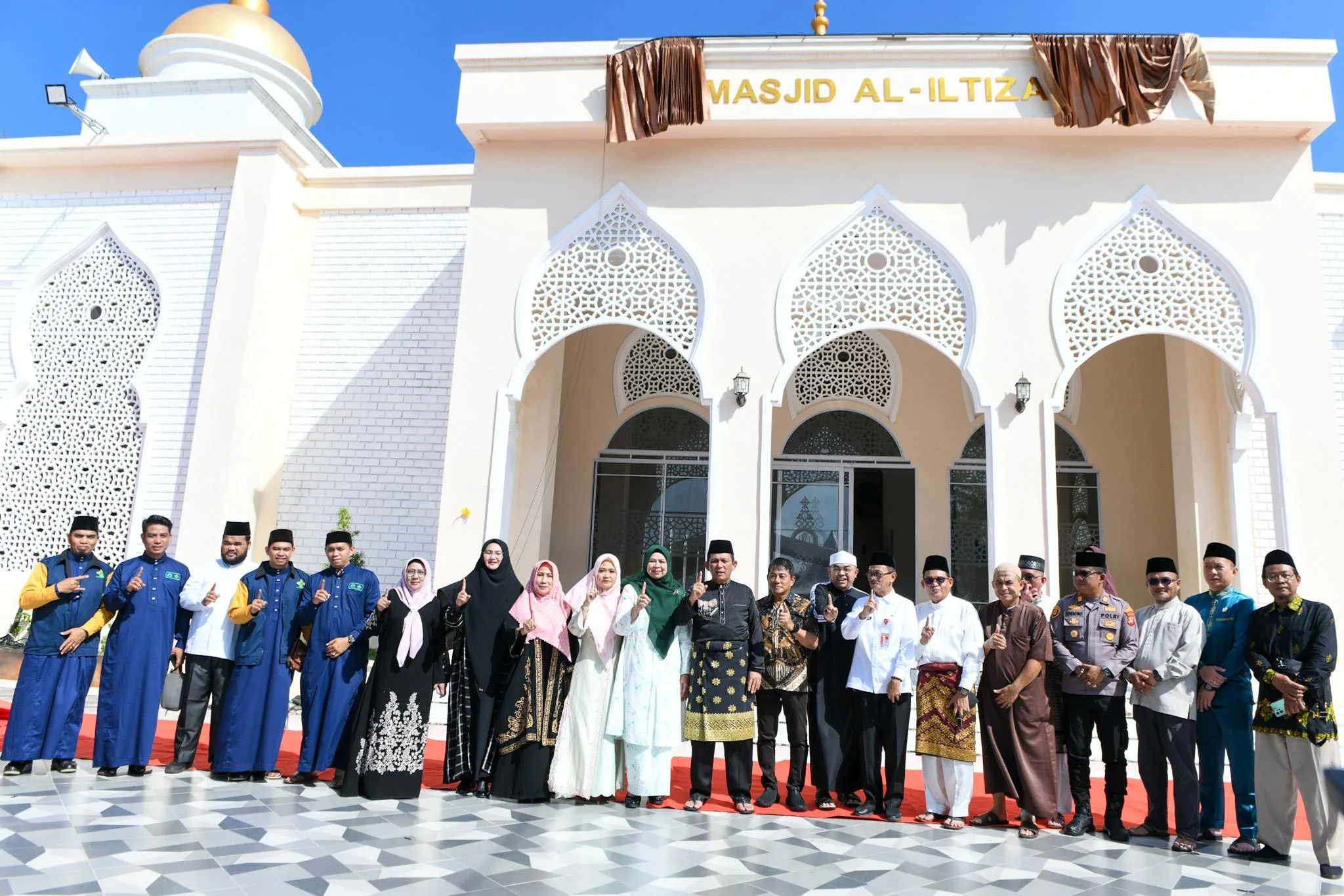 63b4563d79ab2c169a10e83e7de01c6b