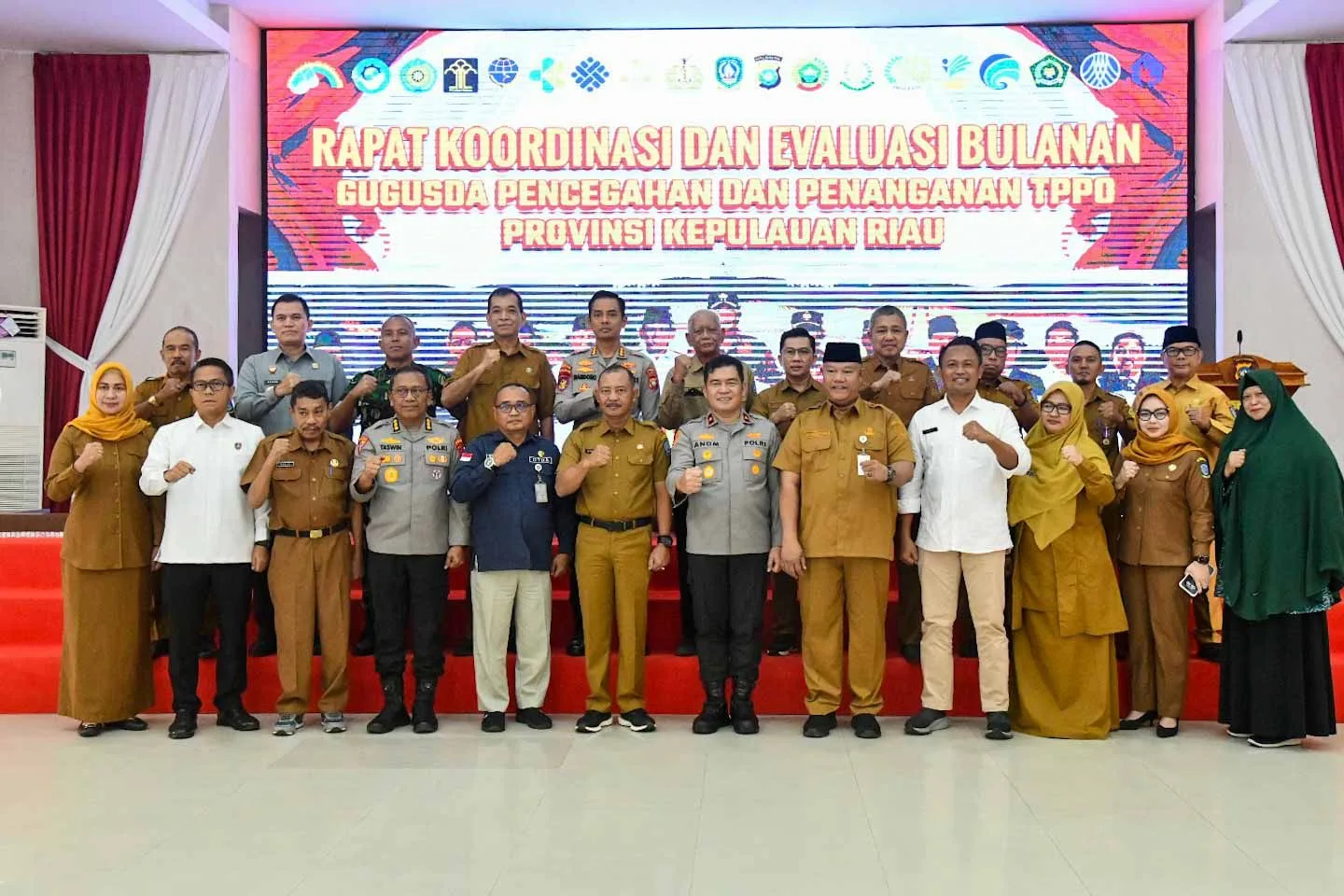 23a000e29dac919c1d9e3d53ef314df5 (1)