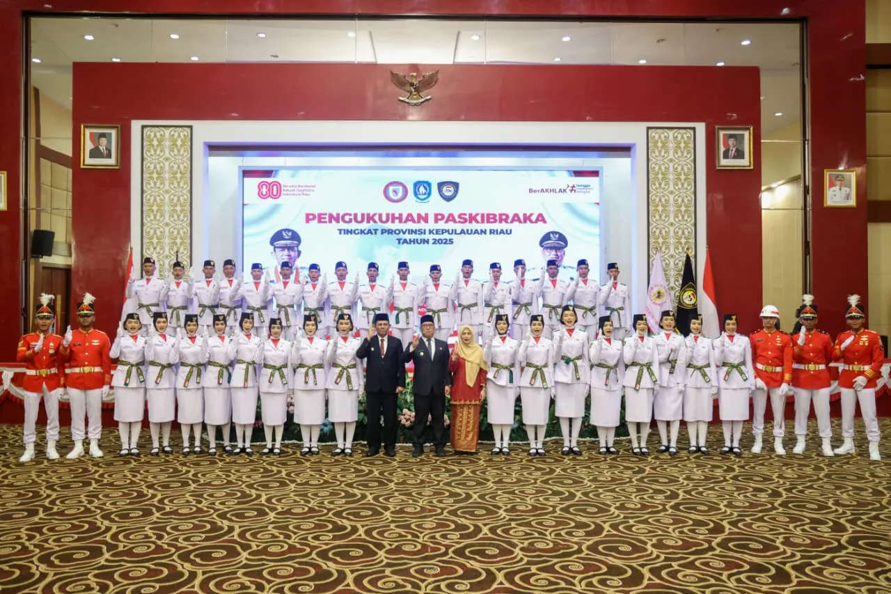 Bc1459417cd3ace7610715eae6e05dbe