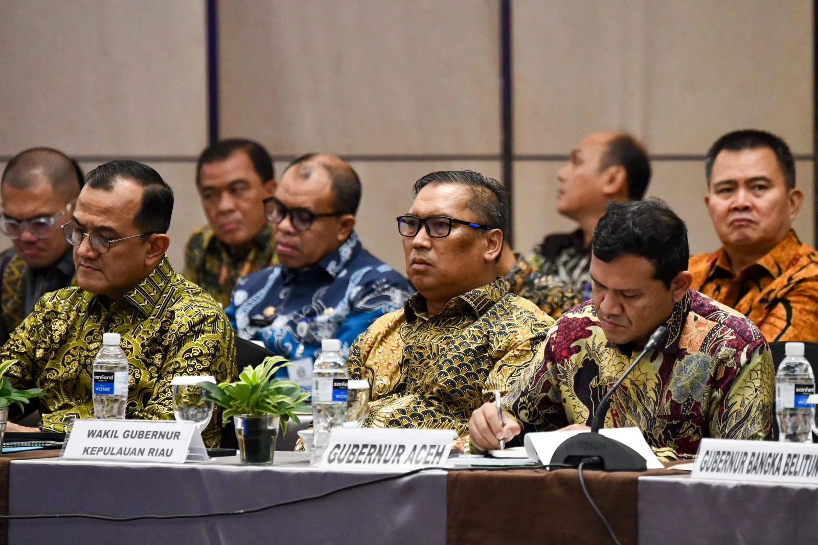 2d3f84c66a7b41e032356f9332b6b34a