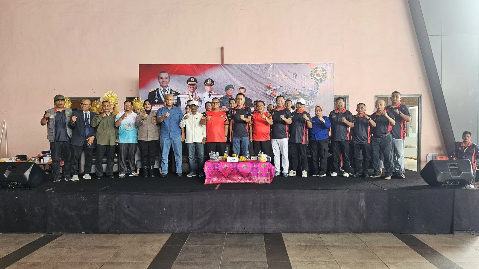 951c847fc9a2762202ed9047cdc30a42