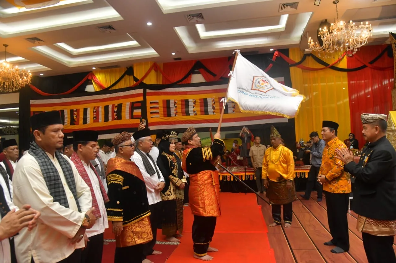 95d9509c9e0b77a7e9b1a4aec83cd18d