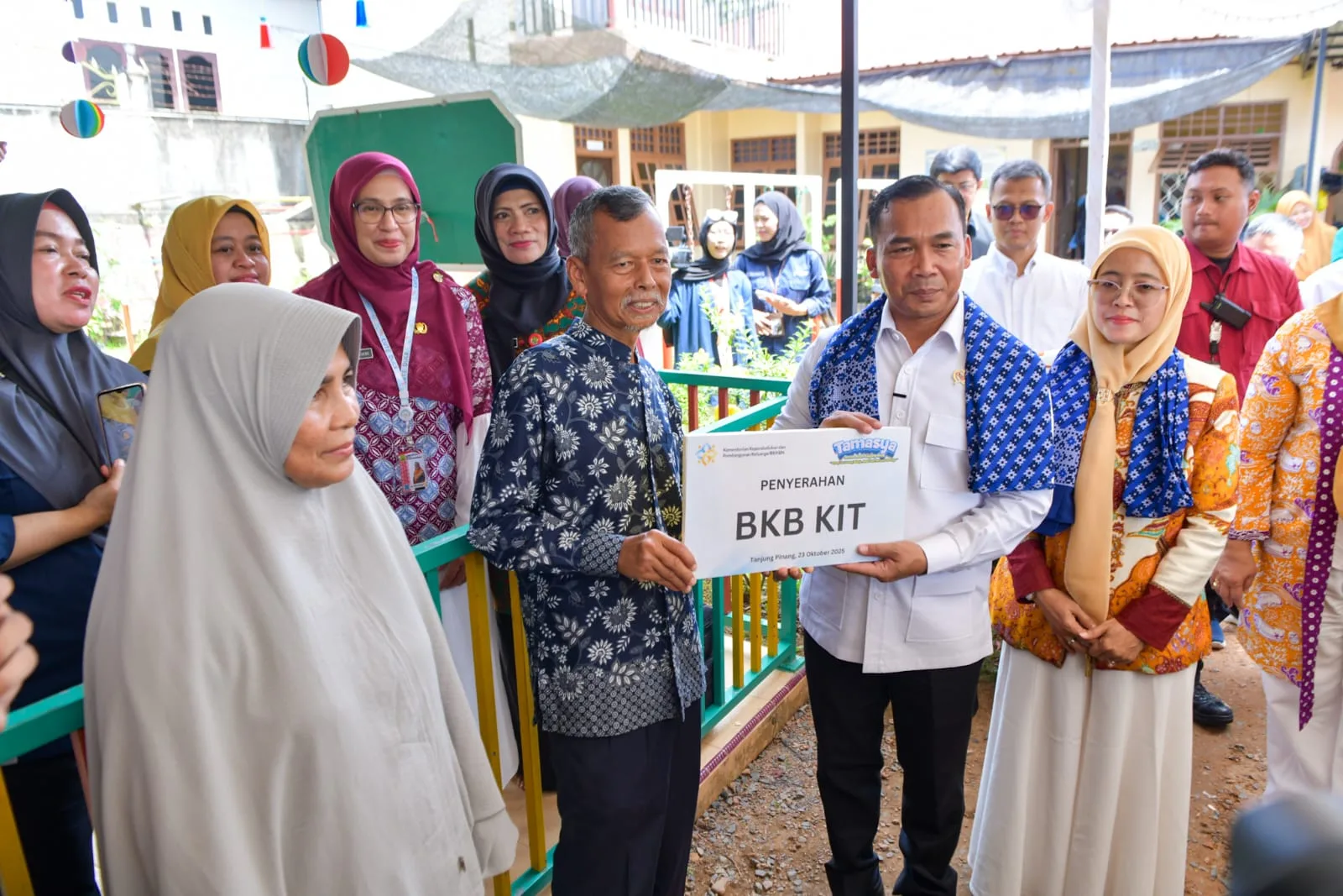 E42dfe44af1f52601135a6a8860f01d7