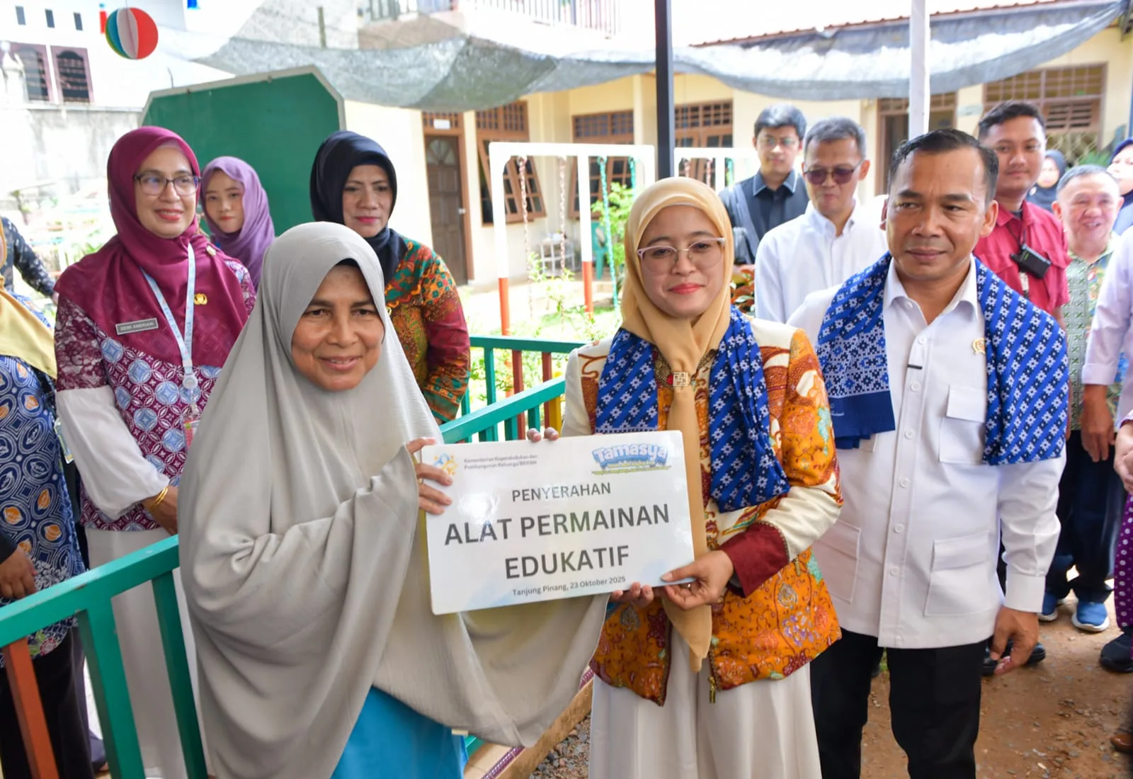 Fe825d73358de52027b7ce0e4b588053