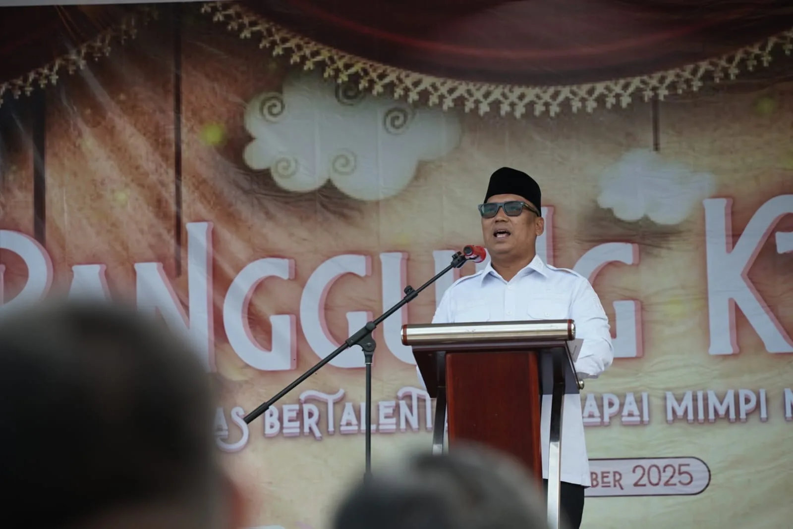 237c5f526f8bf96d91792da505c3381a