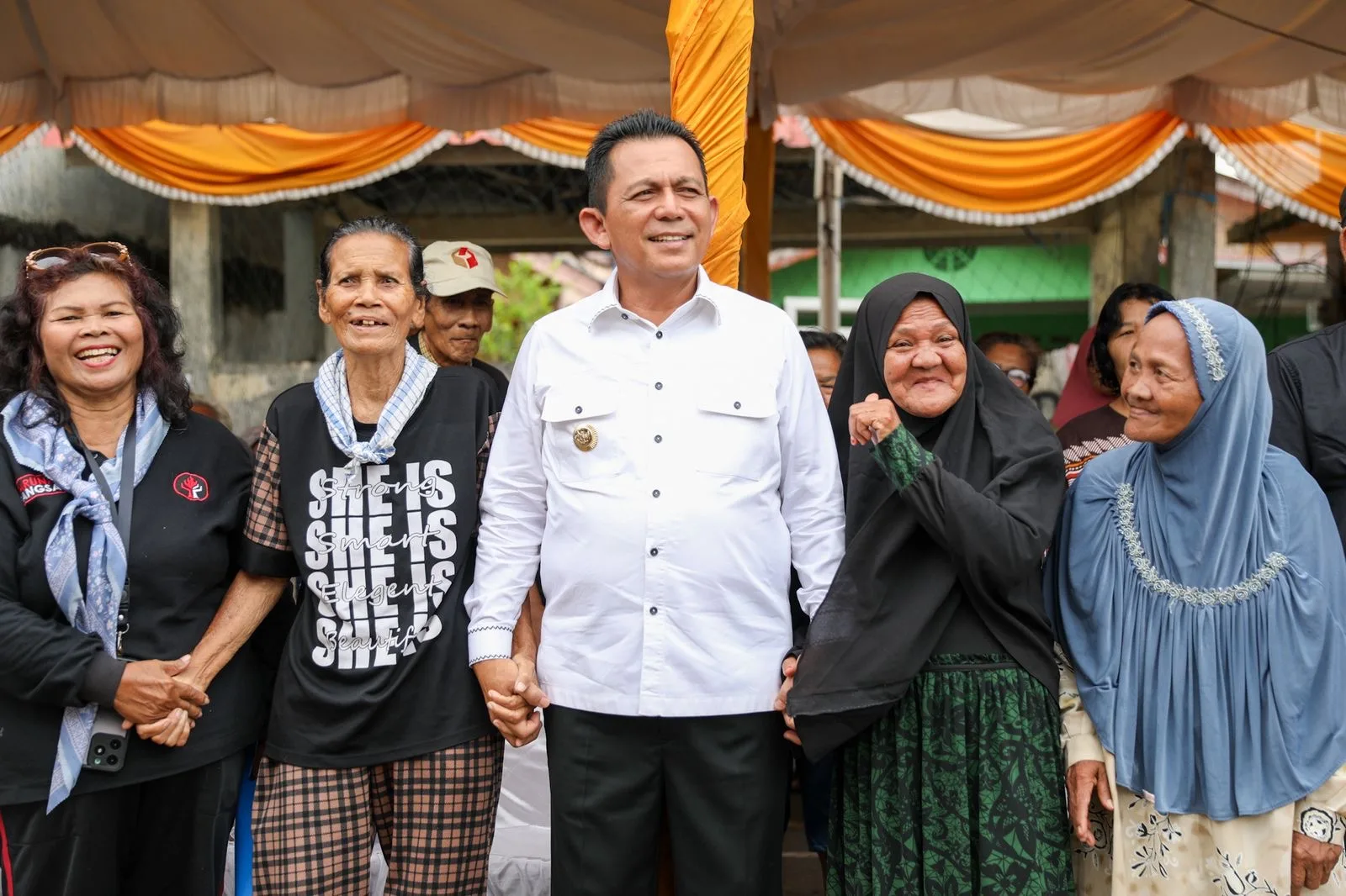 42cc94c99f826172a3965c58faf2c1de