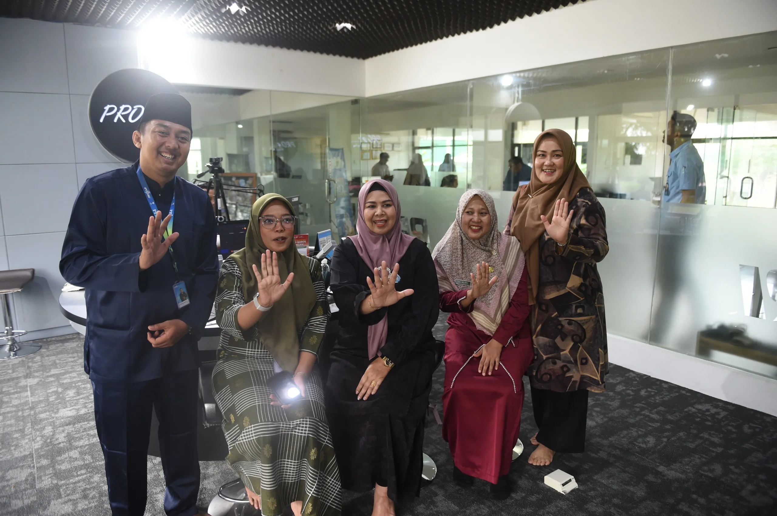 4bf70268917c359452b095fc75814f64