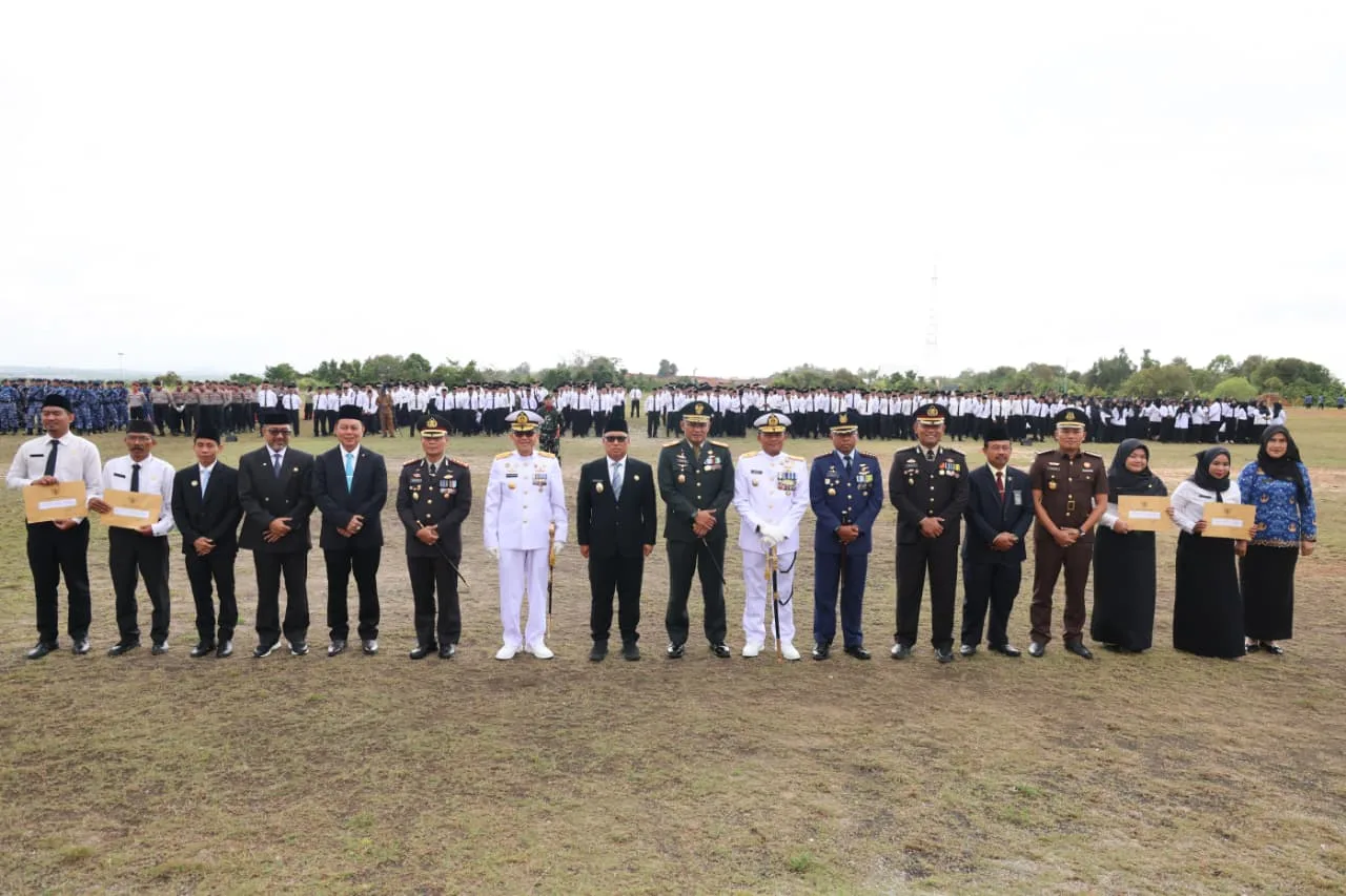 63ef8d374e20f90babc2abf757338855