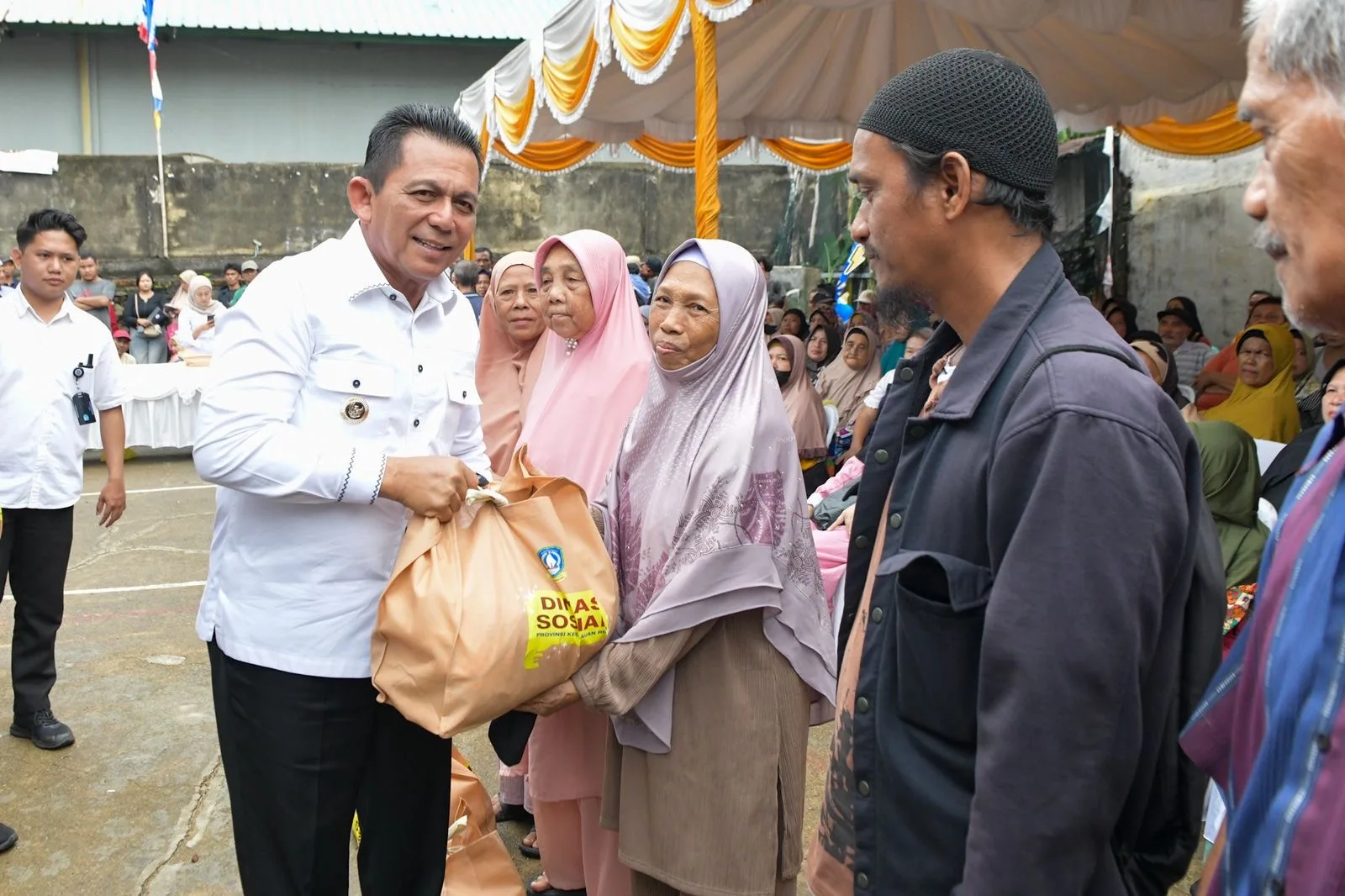 6910a05d8d10eb4481253230d05d1f15