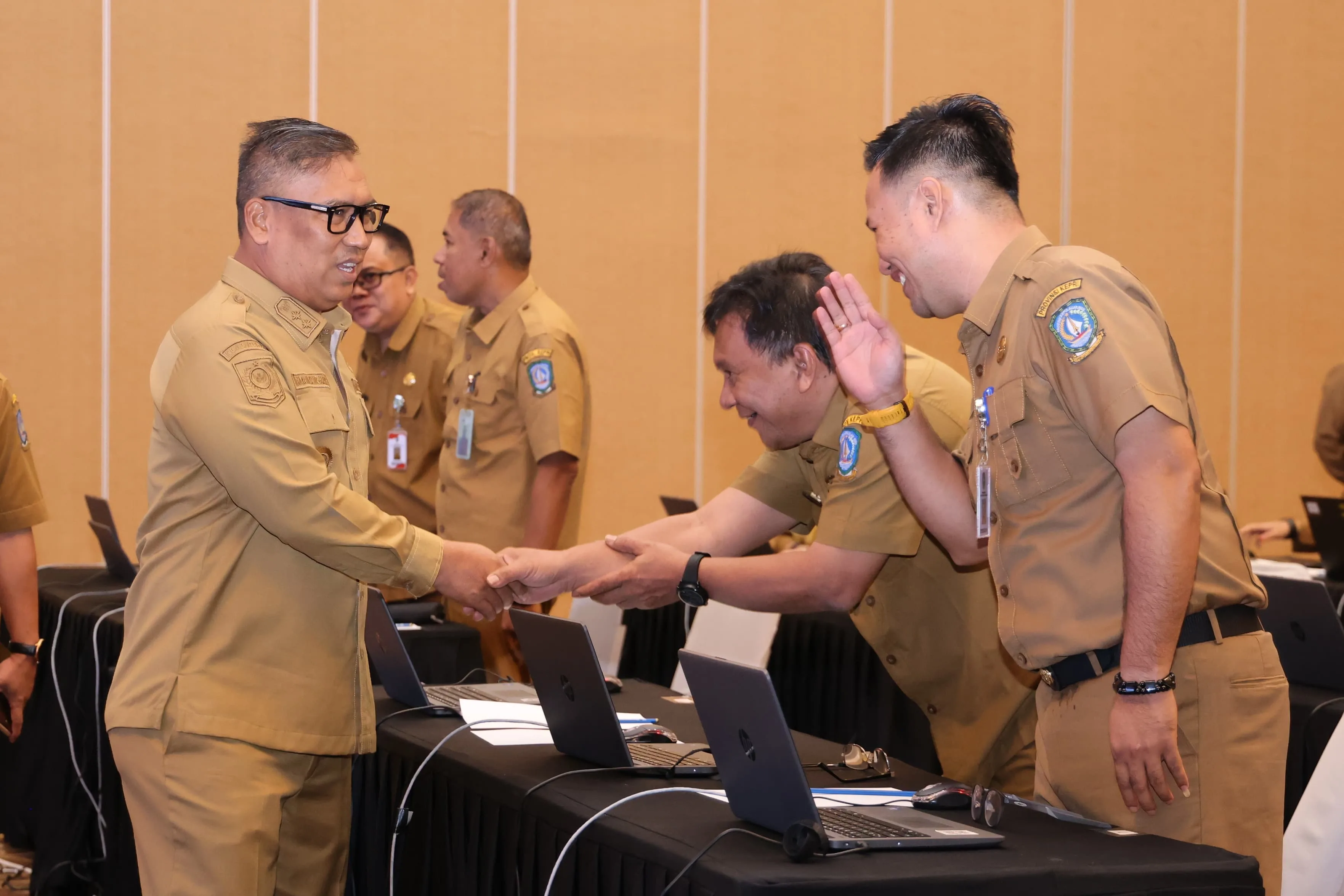 Ad49195768f2b242d43f108886ea33c6