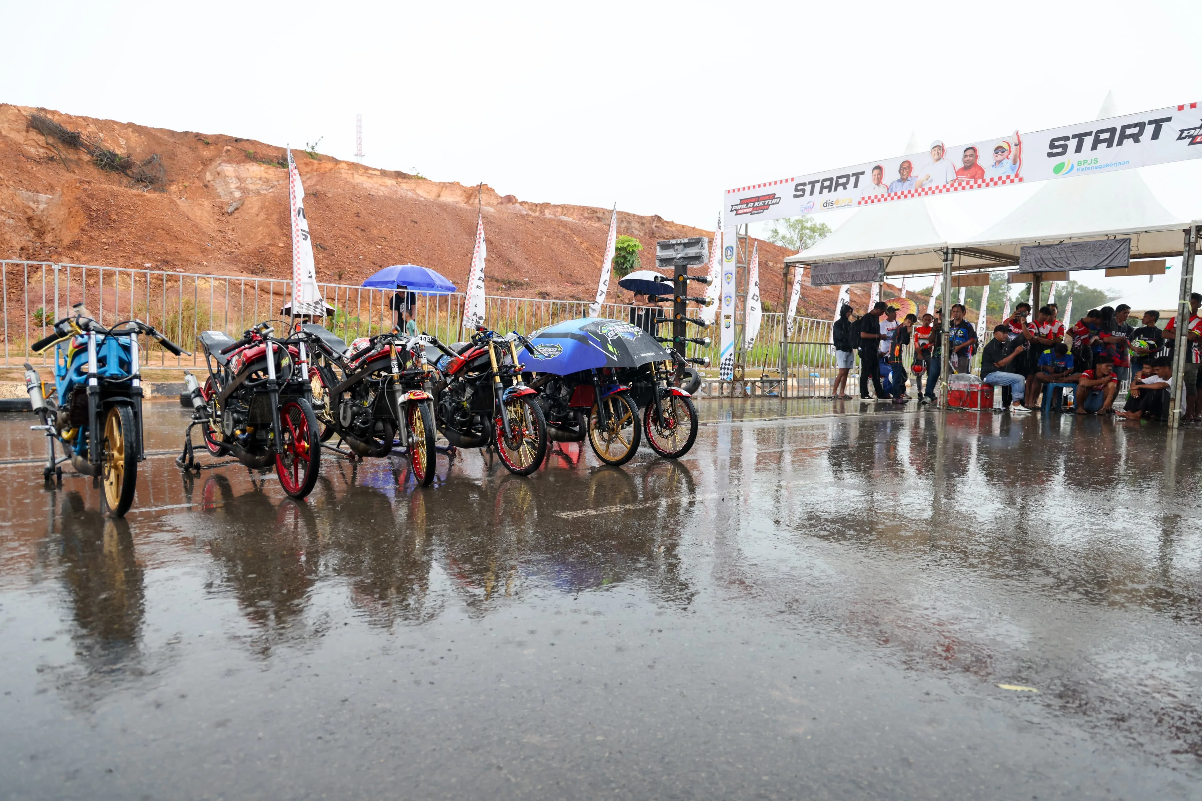 E1d754267da05bc84d39d307e2ccd317