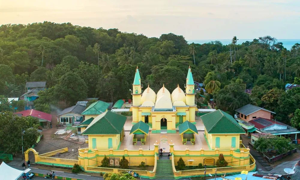 Masjid sultan riau pulau penyengat