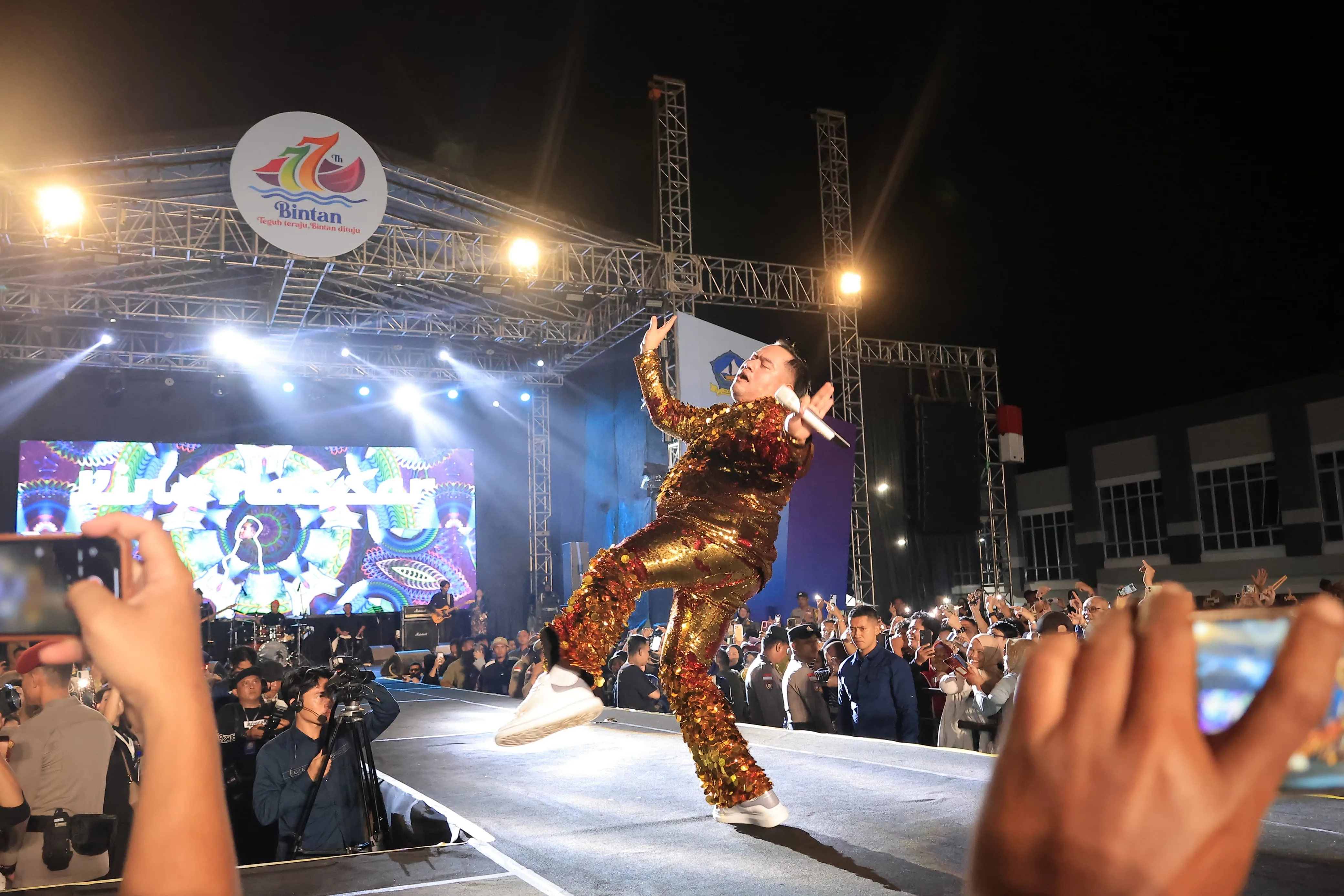 72aa39dde7550e8c51acbec9bb35418d