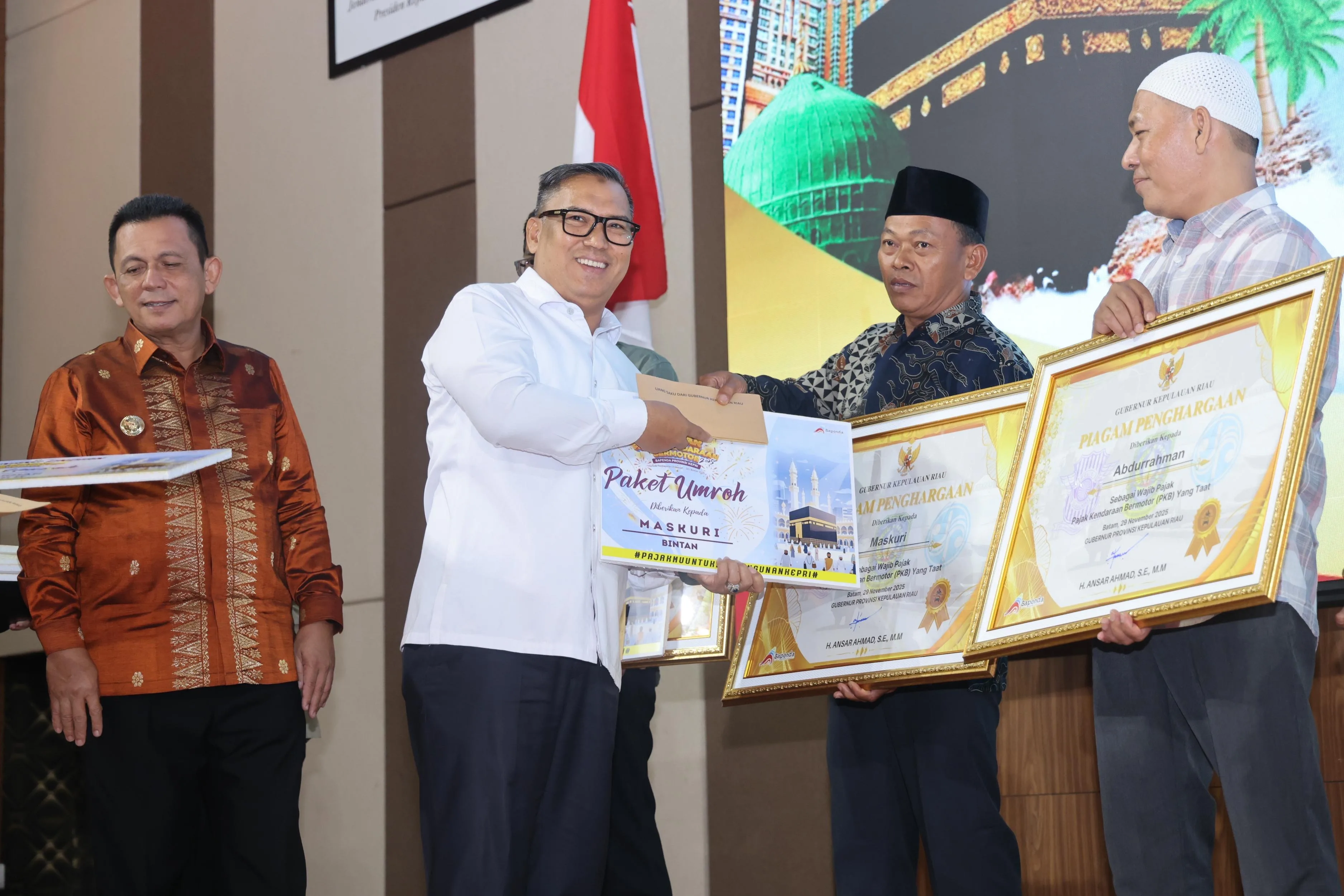 Cfca463f10b5f43c2b37a85e3a9cdd2e