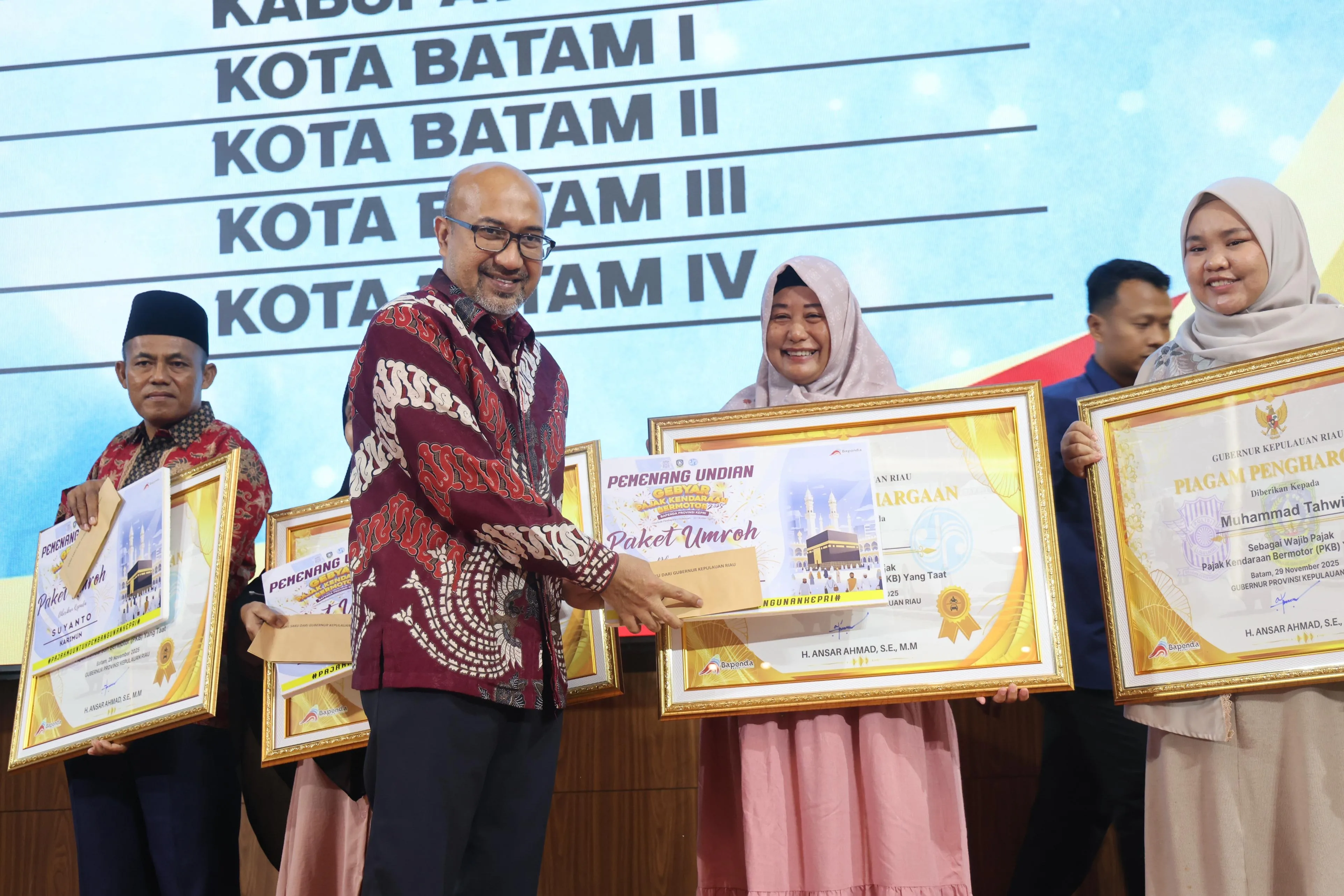 D40ce430fb90d8848beed9b09d51942e