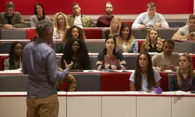 Medium mahasiswa sedang belajar di kampus bsd city f496cf2b01