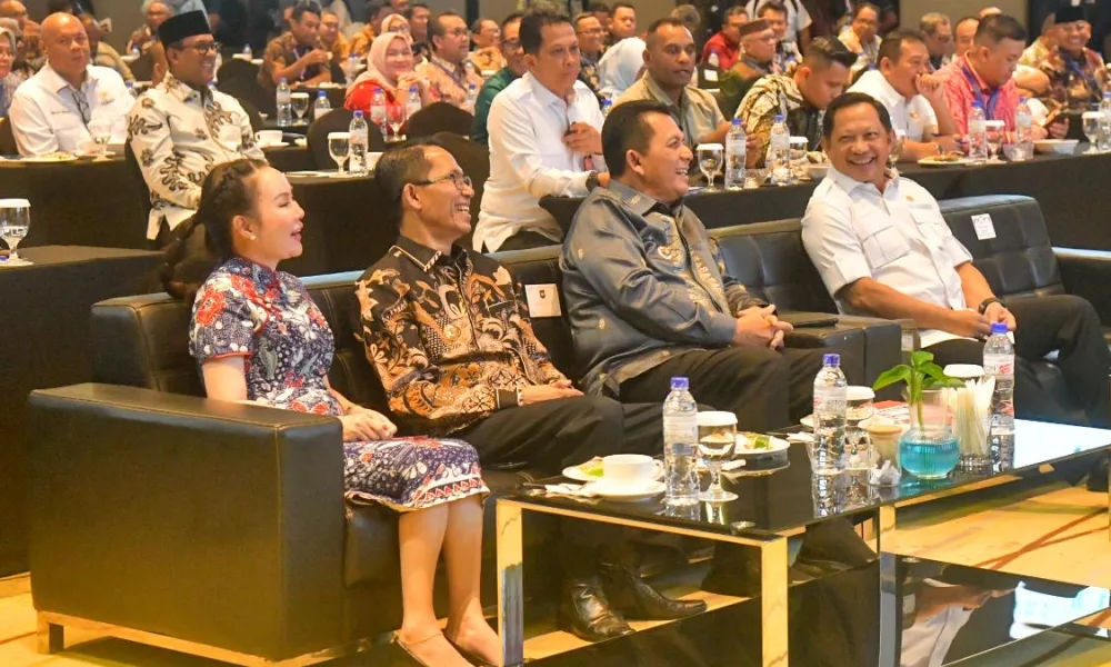 F6f8ecbe57cd0531088fce30a86a7d41