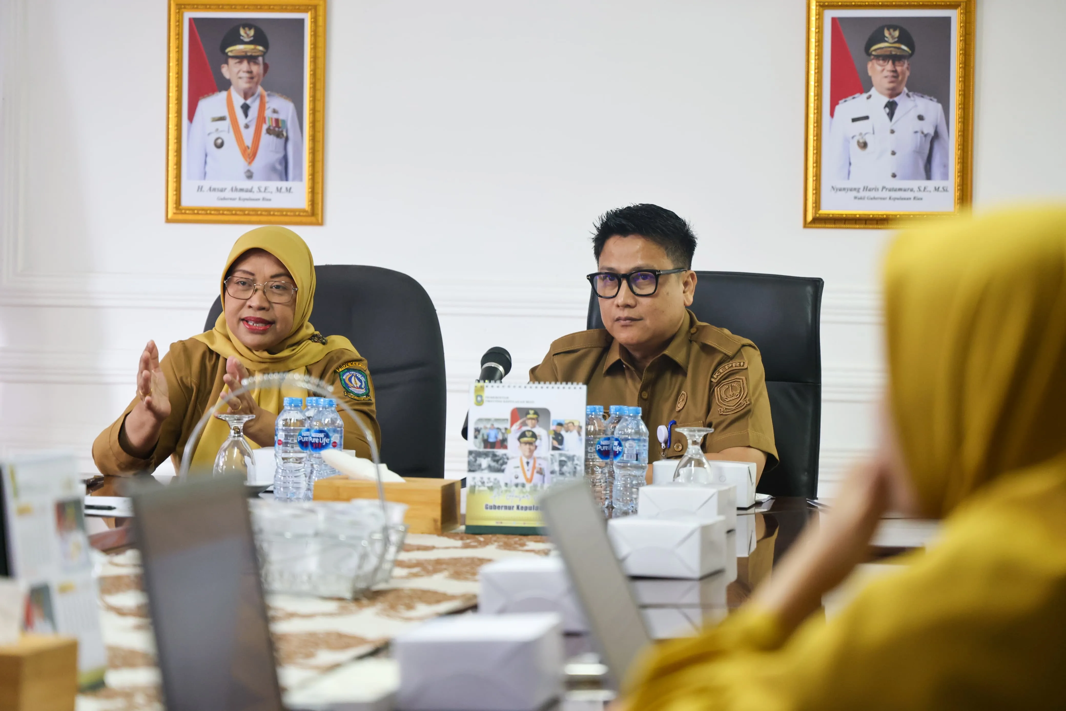 69fbcdb56bb4032aa4fb21be82e89e98