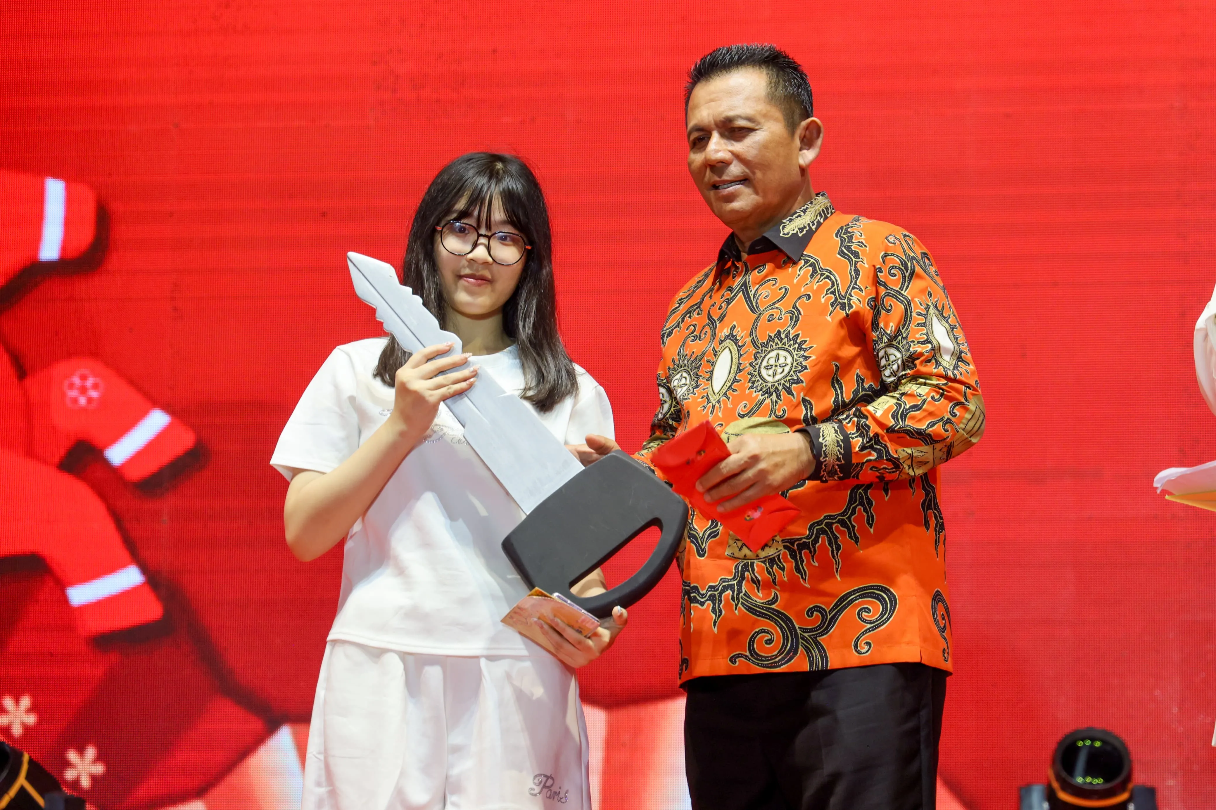 6cdd9841b87e9ad6283373be93d9756e