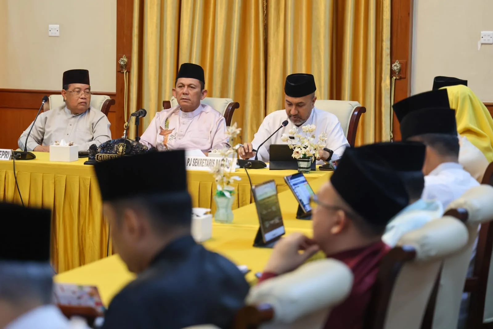 Afd6c68a2d1237ba071dd103f198bad2