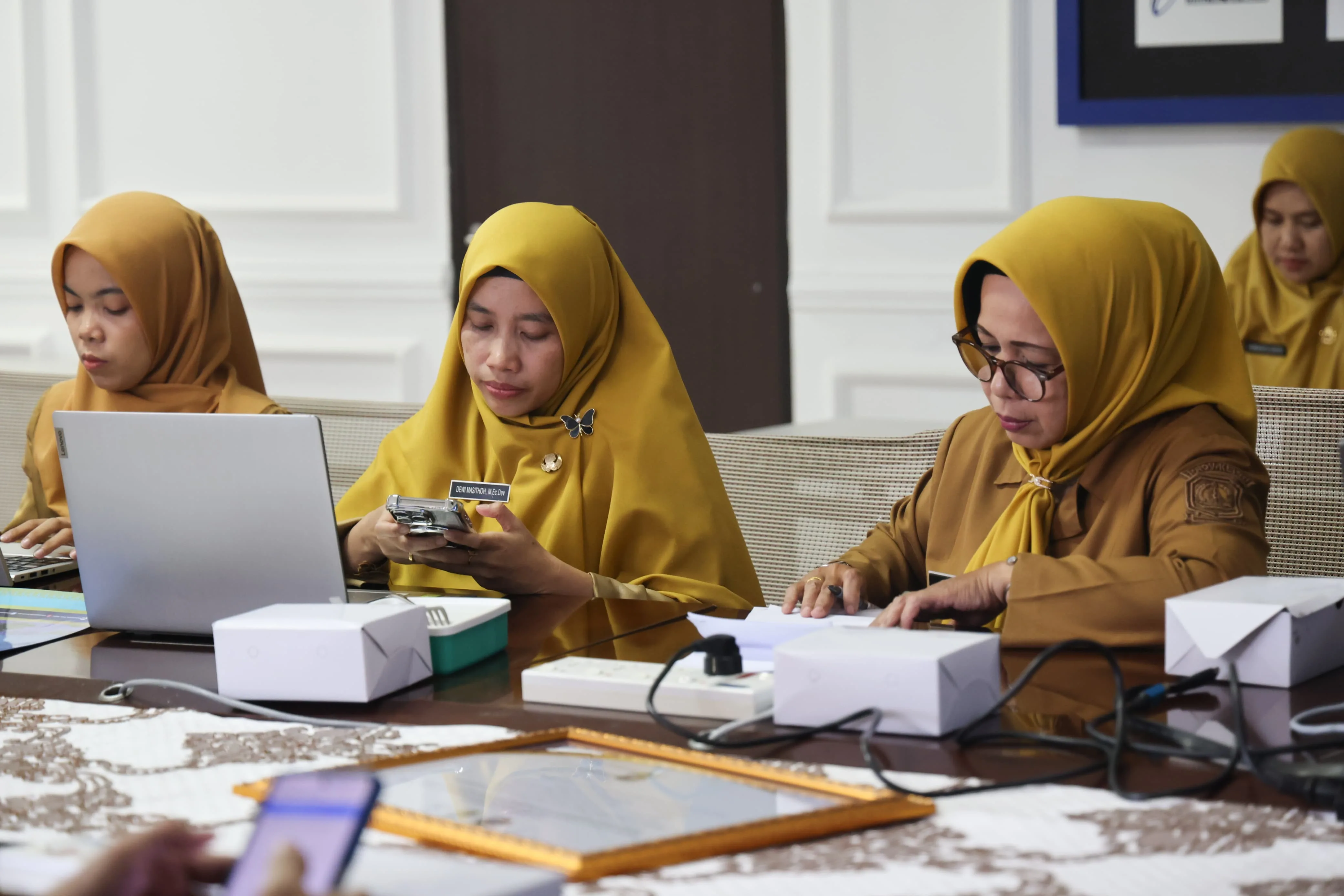 F796d8796af1e1a852639de49552816e