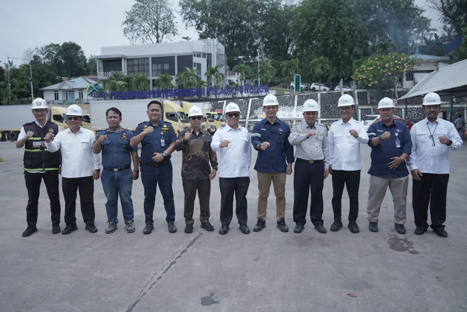 A33a121b7d65a27633ea71cbfb697f0b