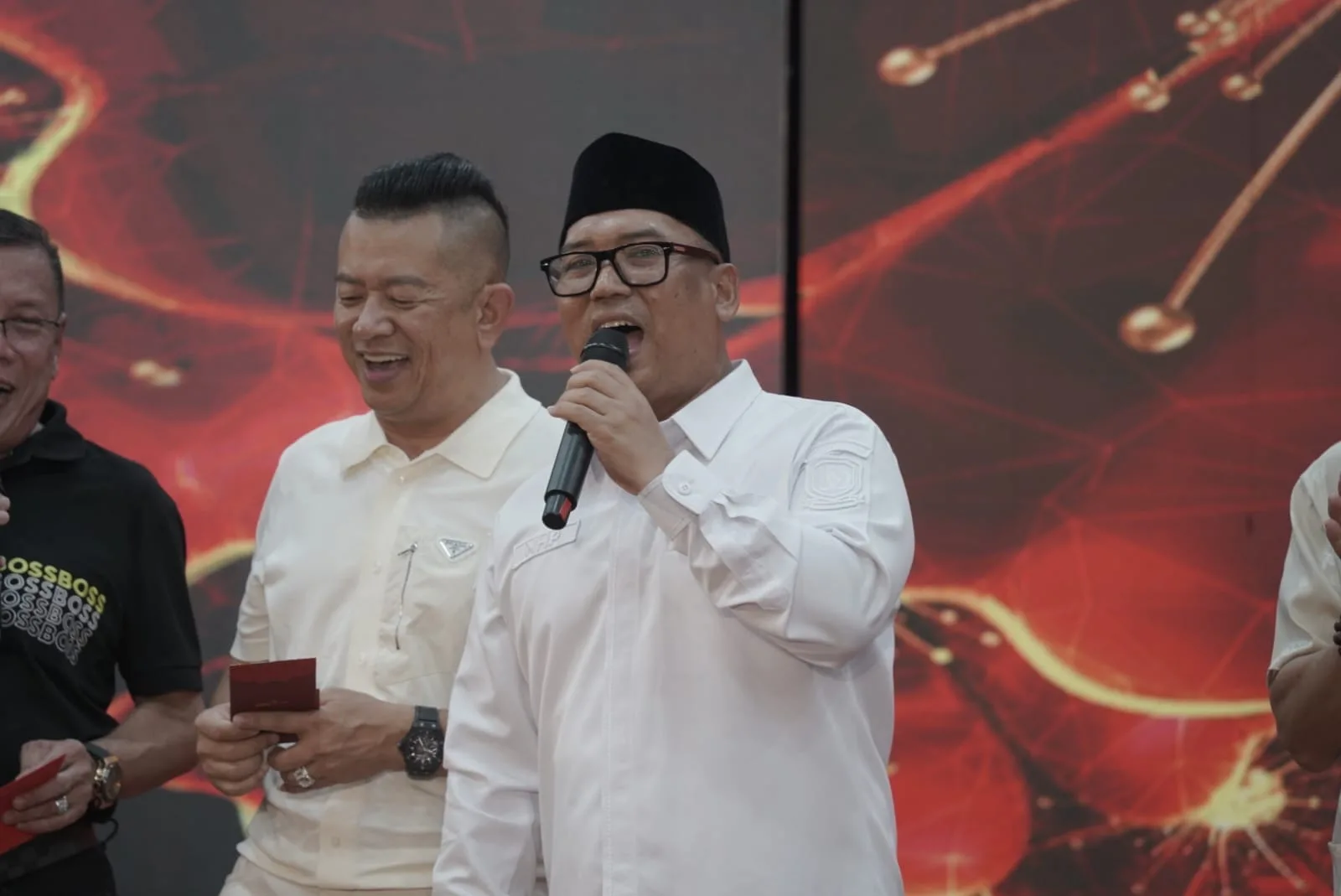 E6b5b988ed1b839718386b3dab9e2afe