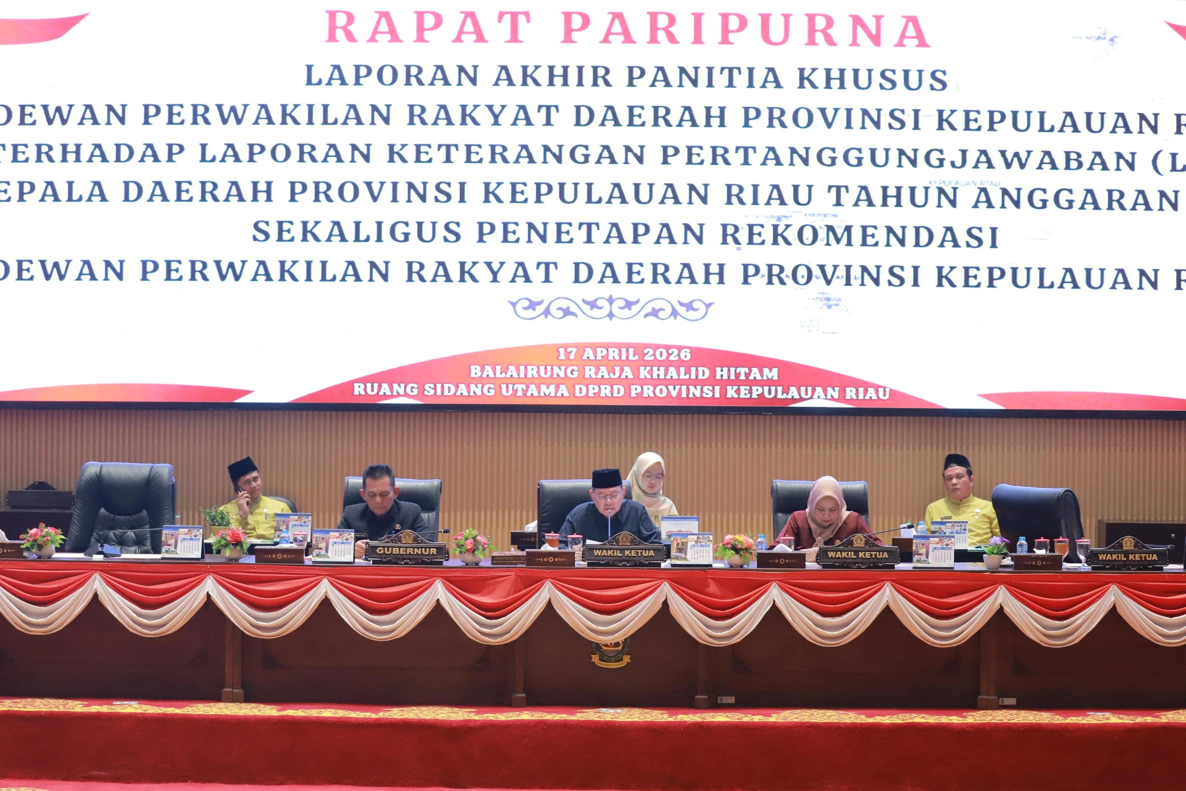 1831dfd7b8ba7d4f5dafd0ce13ec300c