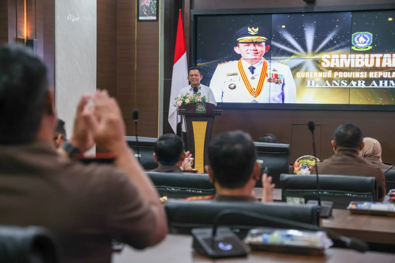 5c6bf89b5f335c549c34cd3f5d6762a1