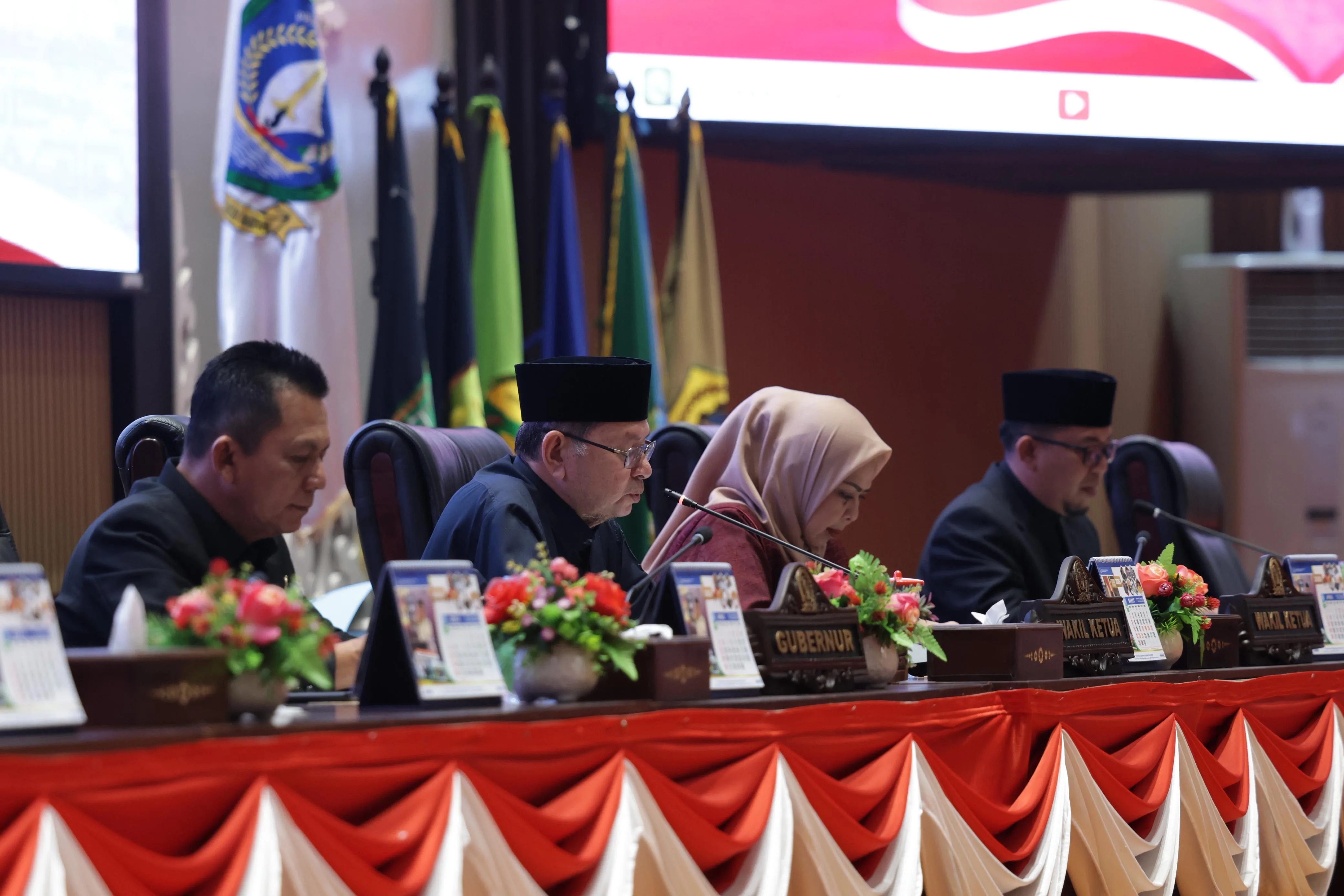 7f4d48668426299d5abbe704f44bfed0