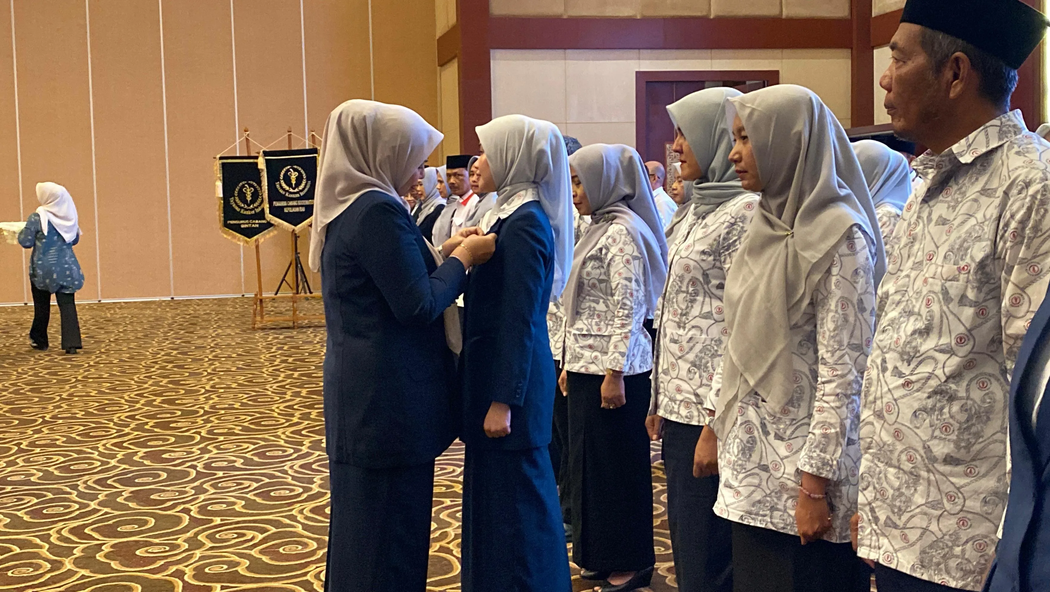 9a2f57ac7213b23f2e97f0799c6e1d56