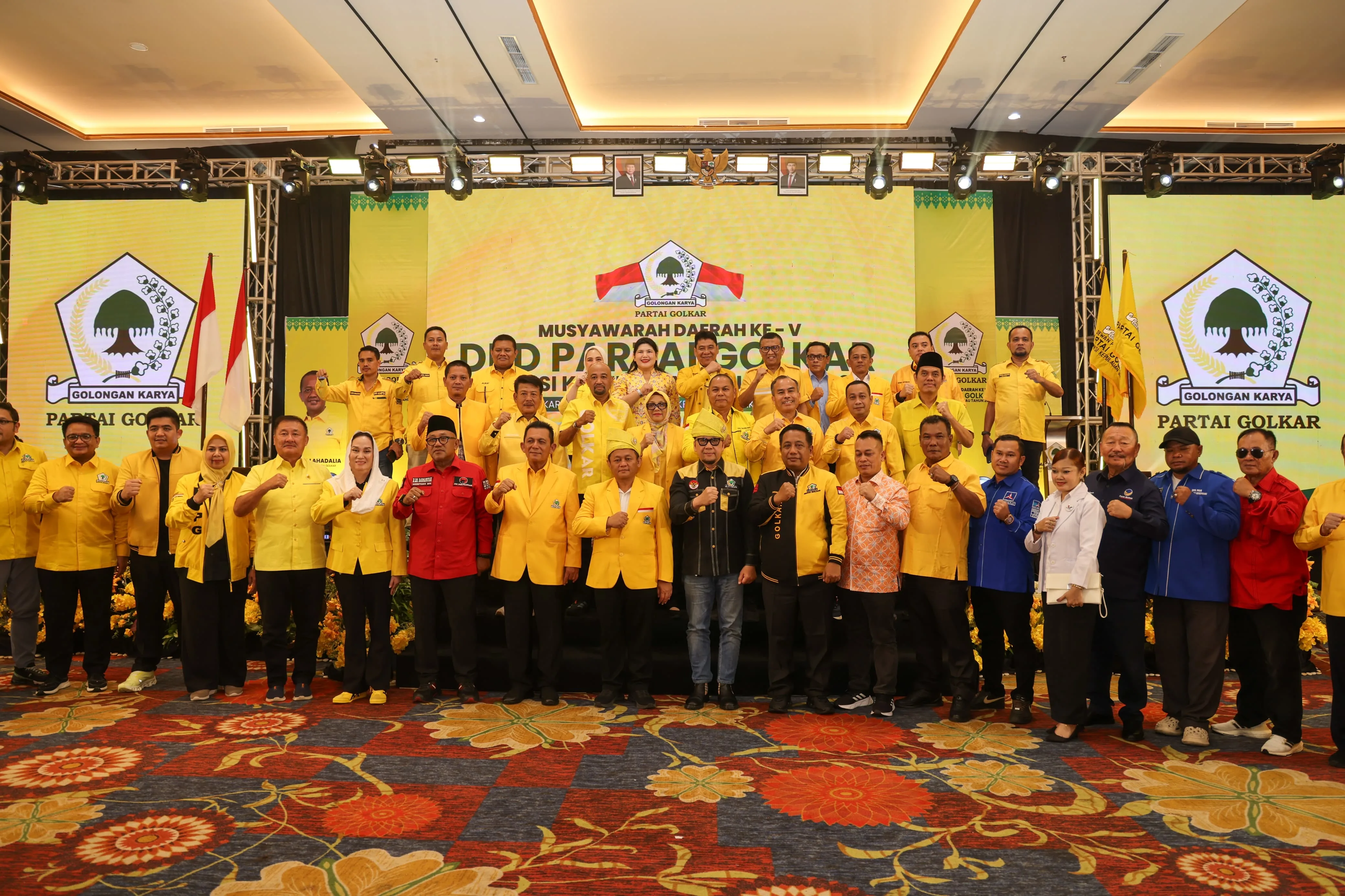 9d5c8d86 a6a6 4794 a6ad 0d85a9685a25